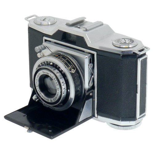 USED ZEISS IKON IKONTA 35 522/24 (35MM)(AS-IS)