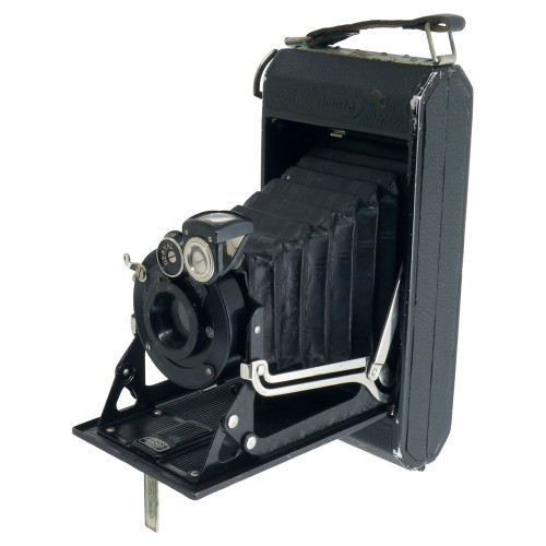 USED ZEISS IKON IKONTA C 520/2 (6X9) (AS-IS)
