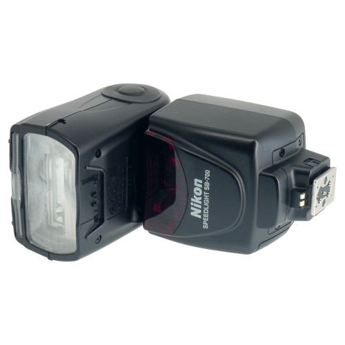 USED NIKON SB-700 SPEEDLIGHT (776989)