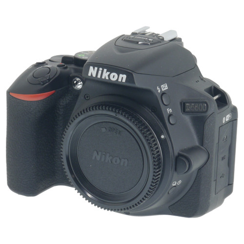 USED NIKON D5600 BODY (777933)