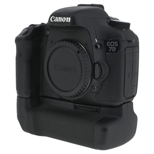 USED CANON EOS 7D W/GRIP (780287)
