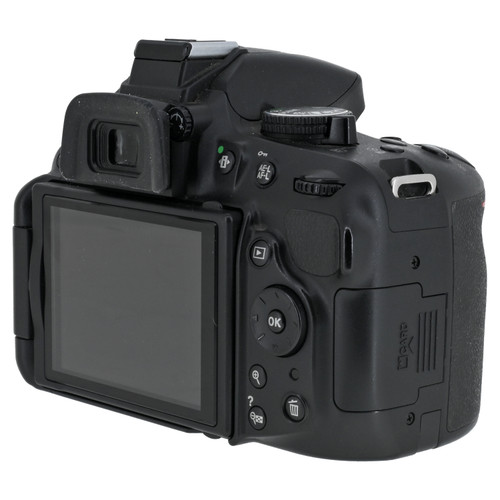 USED NIKON D5200 BODY