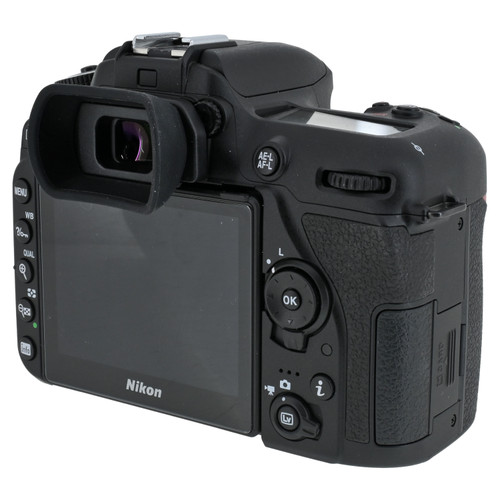 USED NIKON D7500 BODY