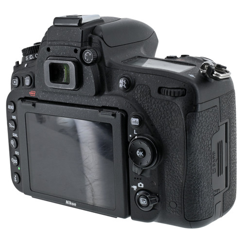 USED NIKON D750 BODY