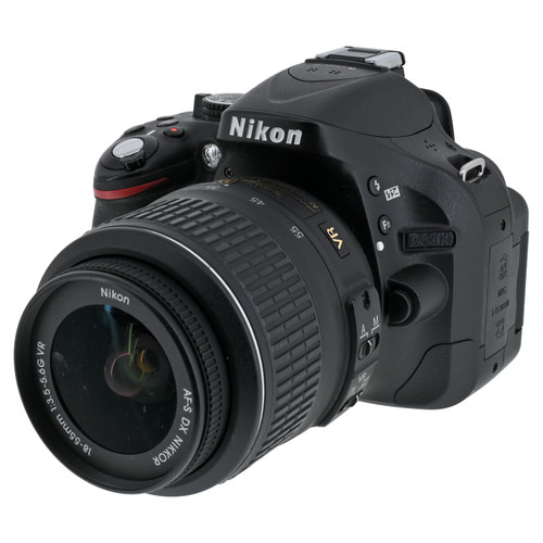 USED NIKON D5200 18-55MM KIT