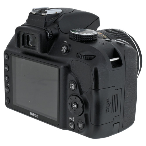 USED NIKON D3300 18-55MM KIT