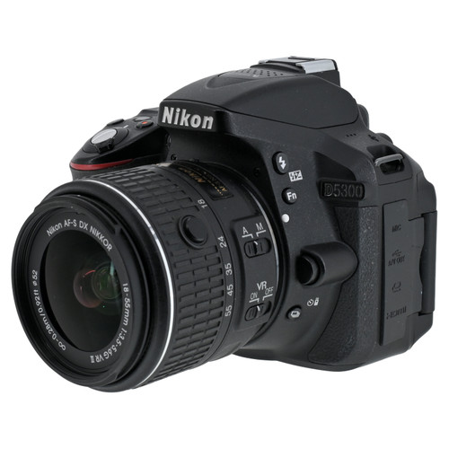 USED NIKON D5300 18-55MM KIT