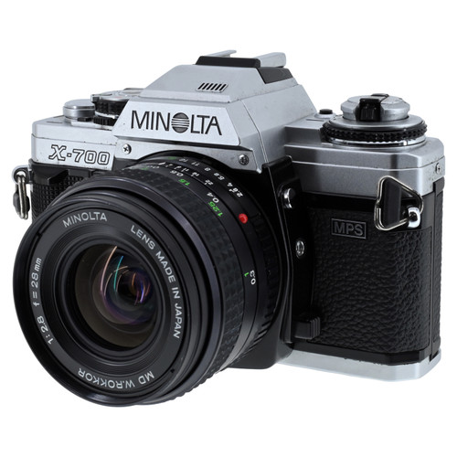 USED MINOLTA X-700 W/LENS