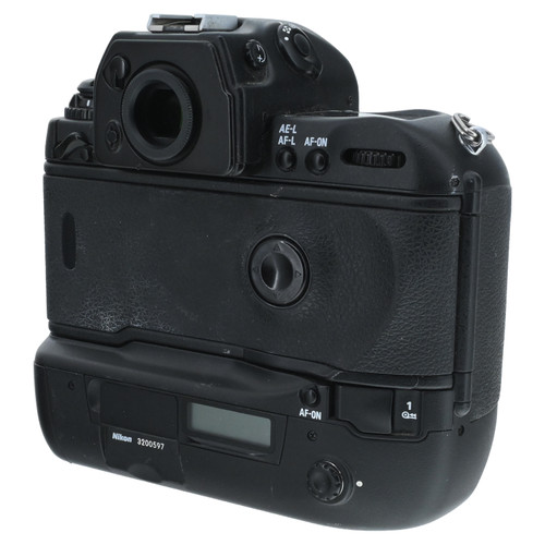 USED NIKON F5
