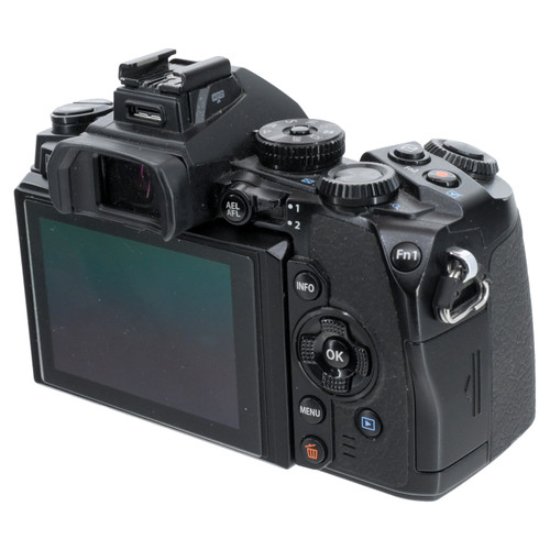 USED OLYMPUS OM-D E-M1 BODY