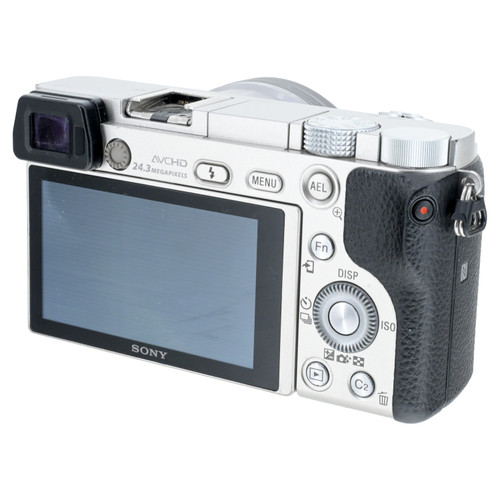 USED SONY A6000 16-50MM KIT