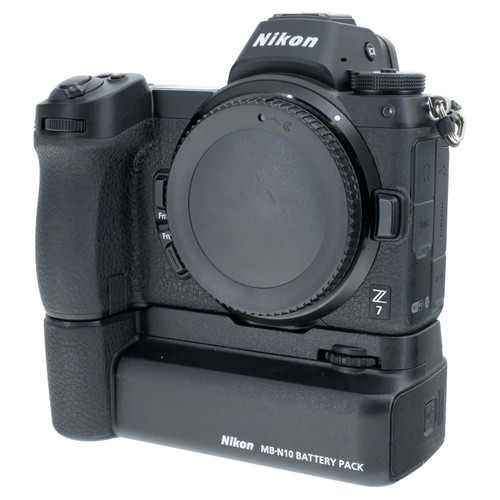 USED NIKON Z7 W/GRIP