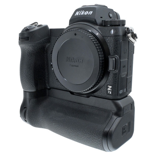 USED NIKON Z7 II W/GRIP