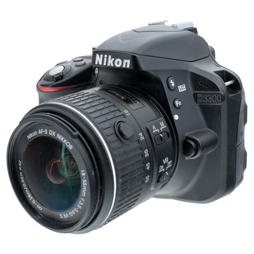 USED NIKON D3300 18-55MM KIT