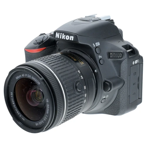 USED NIKON D5600 18-55MM KIT