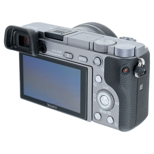 USED SONY A6000 16-50MM KIT