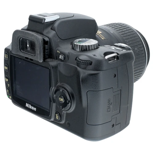 USED NIKON D60 KIT