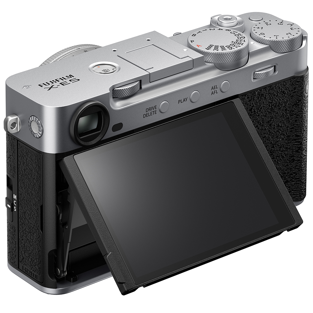 FUJIFILM X-E5 23MM F2.8 LENS KIT (SILVER)