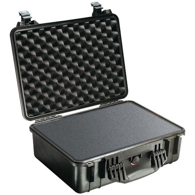 PELICAN 1520 PROTECTOR CASE WITH FOAM INSERT (BLACK)