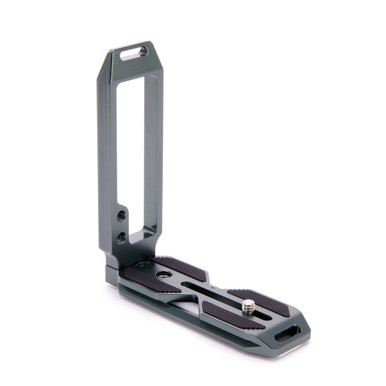 3 LEGGED THING QR11 2.0 L-BRACKET - FULL BODY (GREY)