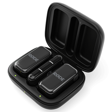 RODE WIRELESS MICRO 2-PERSON ULTRA-COMPACT WIRELESS MICROPHONE (LIGHTNING)