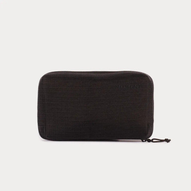 MOMENT EVERYTHING TECH ORGANIZER (BLACK)