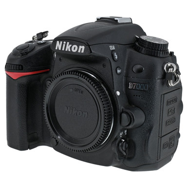 USED NIKON D7000 BODY