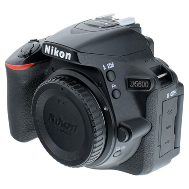 USED NIKON D5600 BODY
