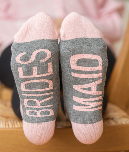 FAVORS AND GIFTS 0135940