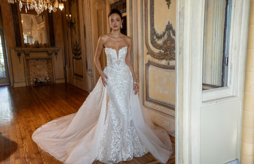 Eve of Milady Bridals 4437