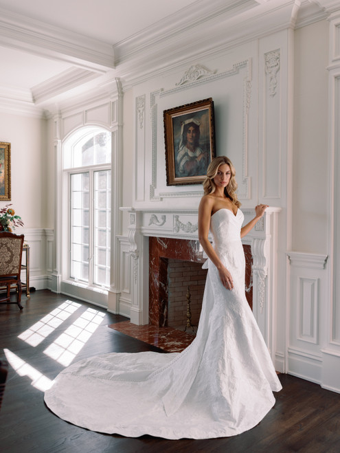 Verdin Bridal Giselle