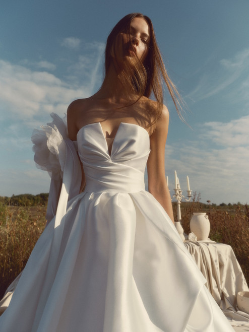 Alyne By Rita Vinieris GLOW