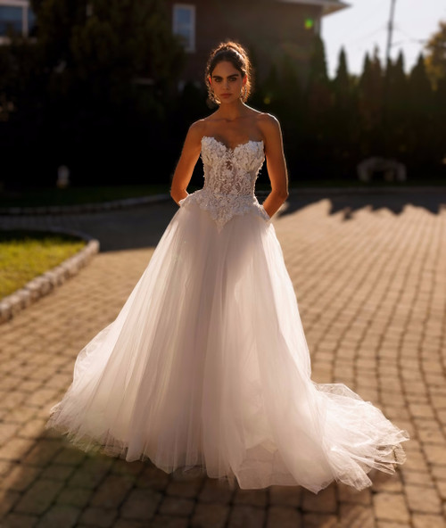 Eve of Milady Bridals 1721 w/ Tulle Overskirt