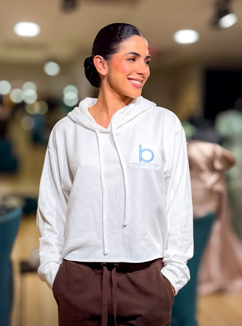 Bridals by lori Merchandise CROP LOGO SWEATSHIRT WHITE