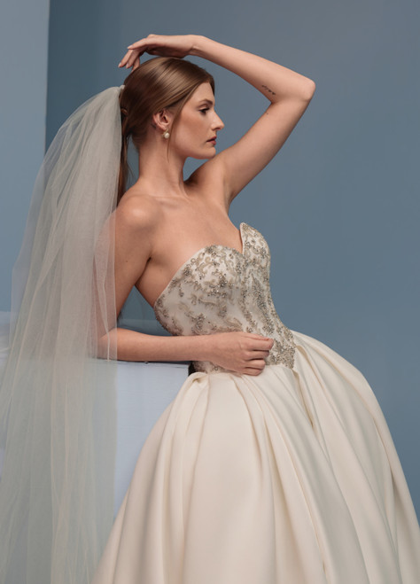 Lazaro Bridal   Lazaro DENALI