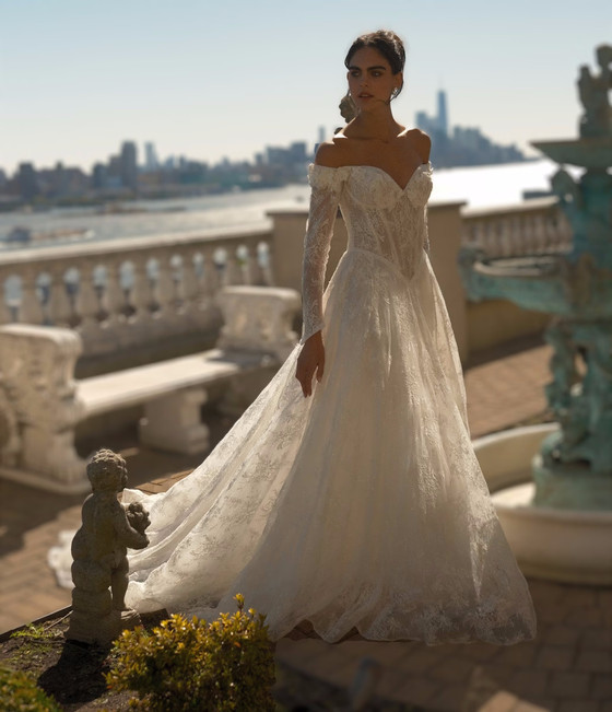 hobart formal dress shops Never Worn Eve of Milady 382 Wedding Dress