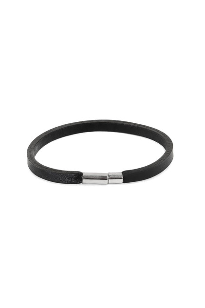 Brave Leather Cai Cuff | Black Bridle | B989CAI-BL - Mens Bracelets - Front View - Topdrawers Apparel for Men
Brave Leather Cai Cuff | Black Bridle | B989CAI-BL - Mens Bracelets - Front View - Topdrawers Apparel for Men