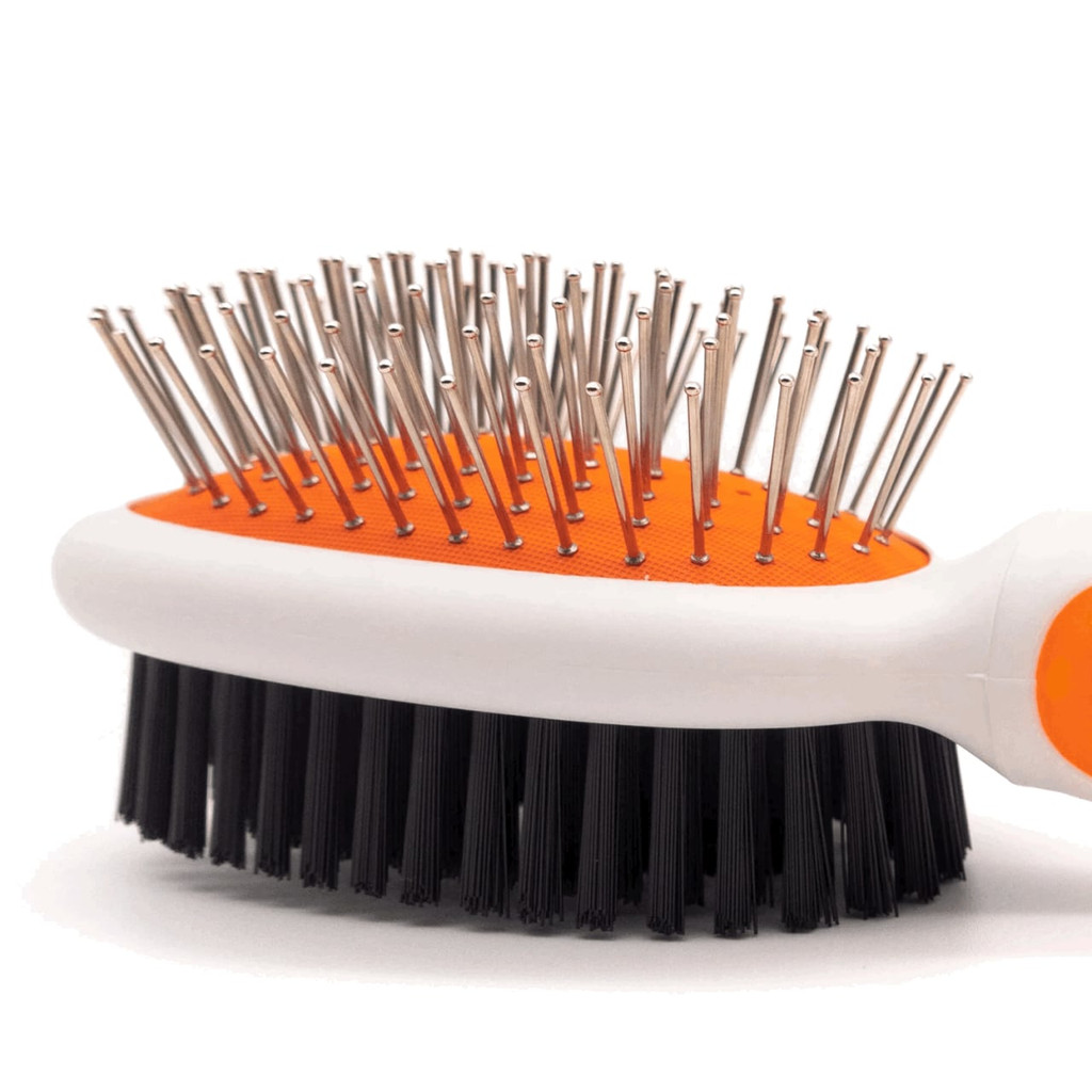 Wahl Double-Sided Pin & Bristle Brush for Cats & Dogs, small, features orange and black bristles.