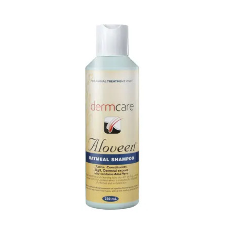 Dermcare Aloveen Oatmeal Shampoo 250ml for dogs and cats, soothing formula with Aloe Vera.