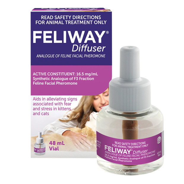 Feliway 48mL Diffuser Refill 2 Pack, promotes calm for cats with synthetic pheromones.