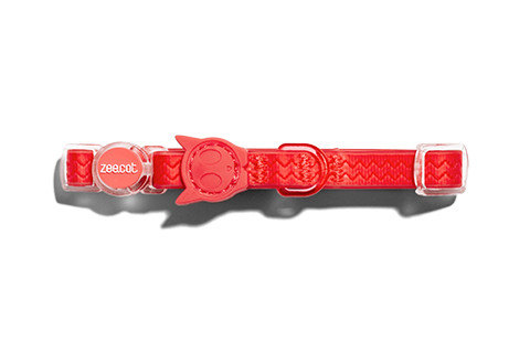 Zee.Cat NeoPro Red Cat Collar with adjustable strap and reflective safety features.