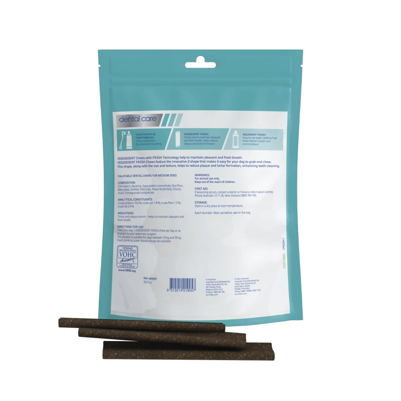 VeggieDent FR3SH Medium Dog Dental Treats, 15-pack, promoting pet dental health with natural ingredients.