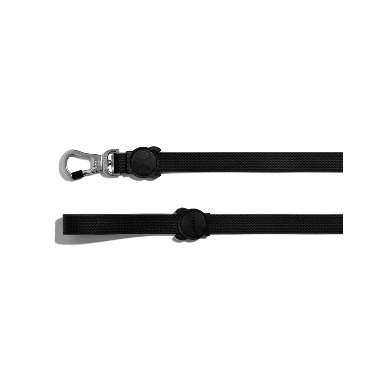 Zee.Dog NeoPro Black Leash with durable rubber grip and metal clip for pet control.