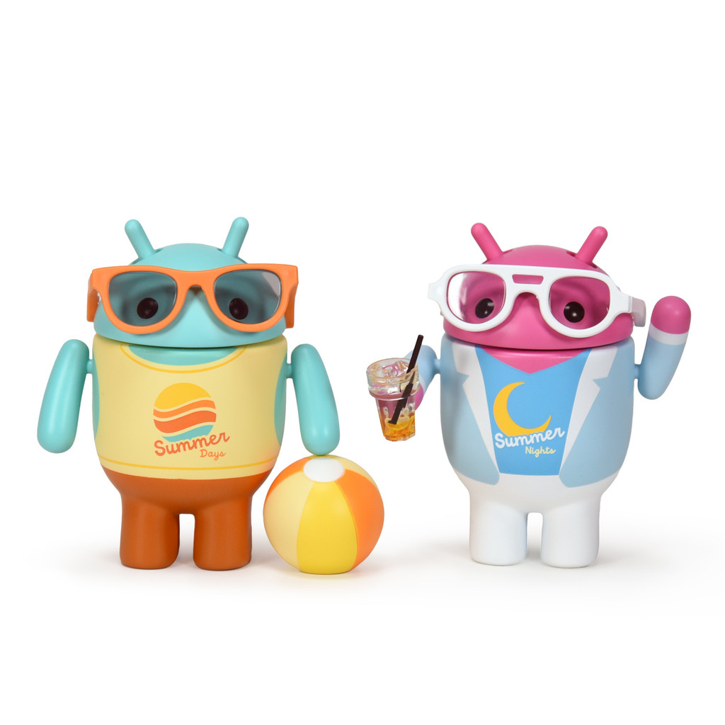 photo of Android Summer Days & Summer Nights set of collectible figures