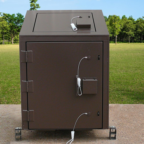 Highlander Bearproof Single Can Trash Locker For 32 Gal Bins