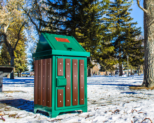 Telluride 32 Gallon Bear Resistant Trash Receptacle Enclosure with Decorative Panels