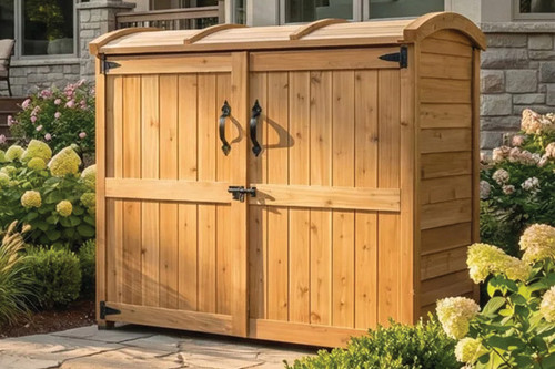 Oscar Cedar Storage Enclosure