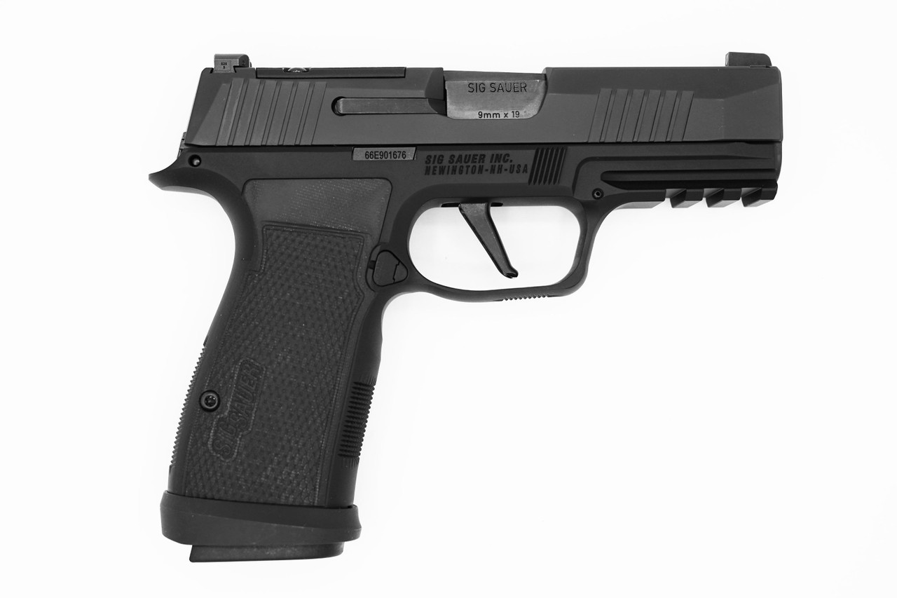 SIG P365-AXG 9mm Pistol w/ 3x Magazines & Night Sights | 3.7