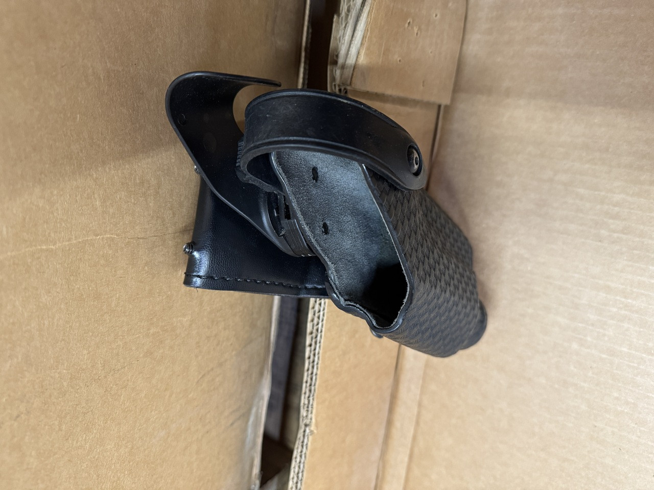 Safariland 6280 SLS Mid-Ride Level-II Duty Holster Review - The Civil War