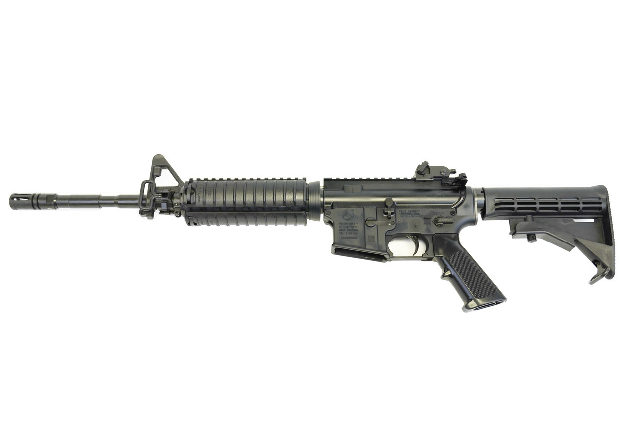 東京マルイ M4A1 Colt Carbine & MP5 A5 Tokyo Marui Colt M4A1 Carbine Electric Gun, Officially Adopted by